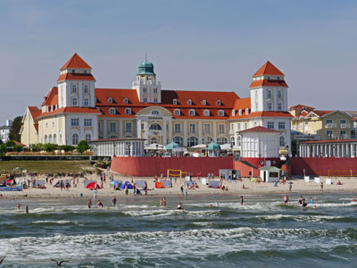 Ein Hotel am Strand